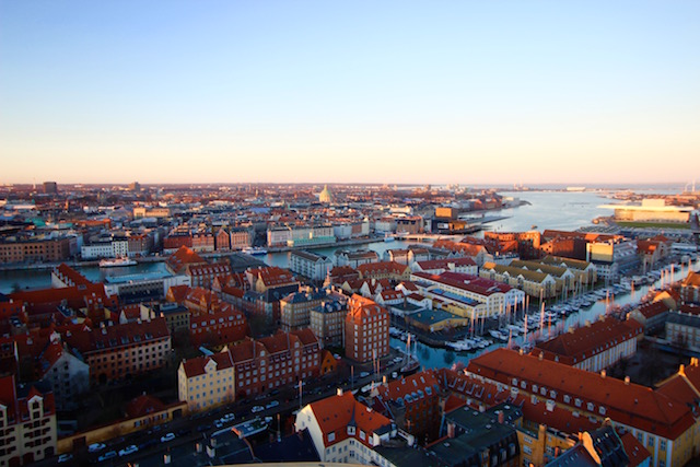 Вид на город с церкови Христа Спасителя Копенгаген