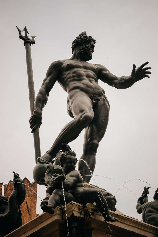 Фонтан Нептуна в Болонье